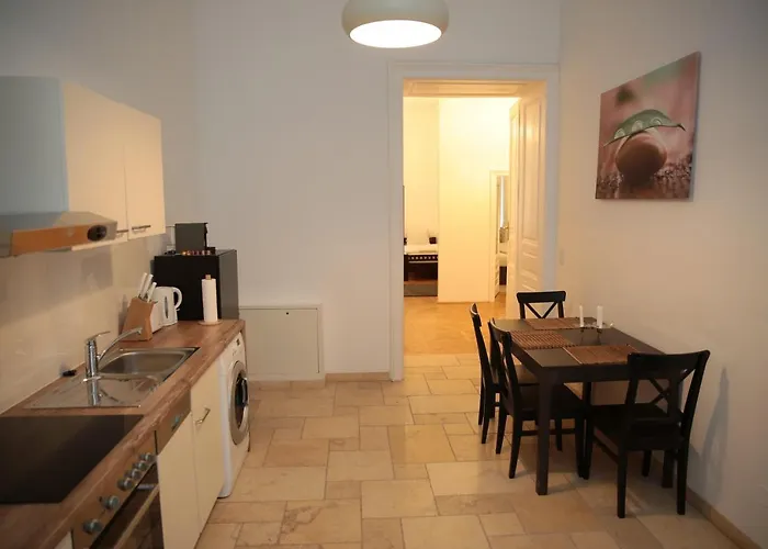 Heart Of Vienna- Next To Albertina Апартаменты Вена